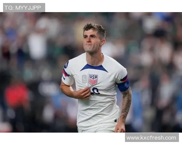 足球星光闪耀全场 随机球星特效带你领略别样精彩瞬间